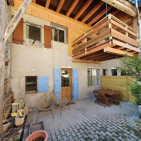 La Maison Du Apartment *